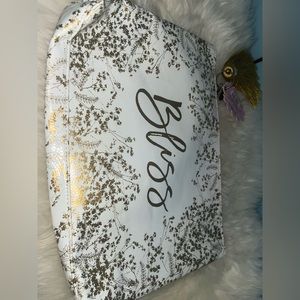 Bliss bag perfect for travel.